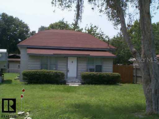 1722  ALBEMARLE RD  — photo 2