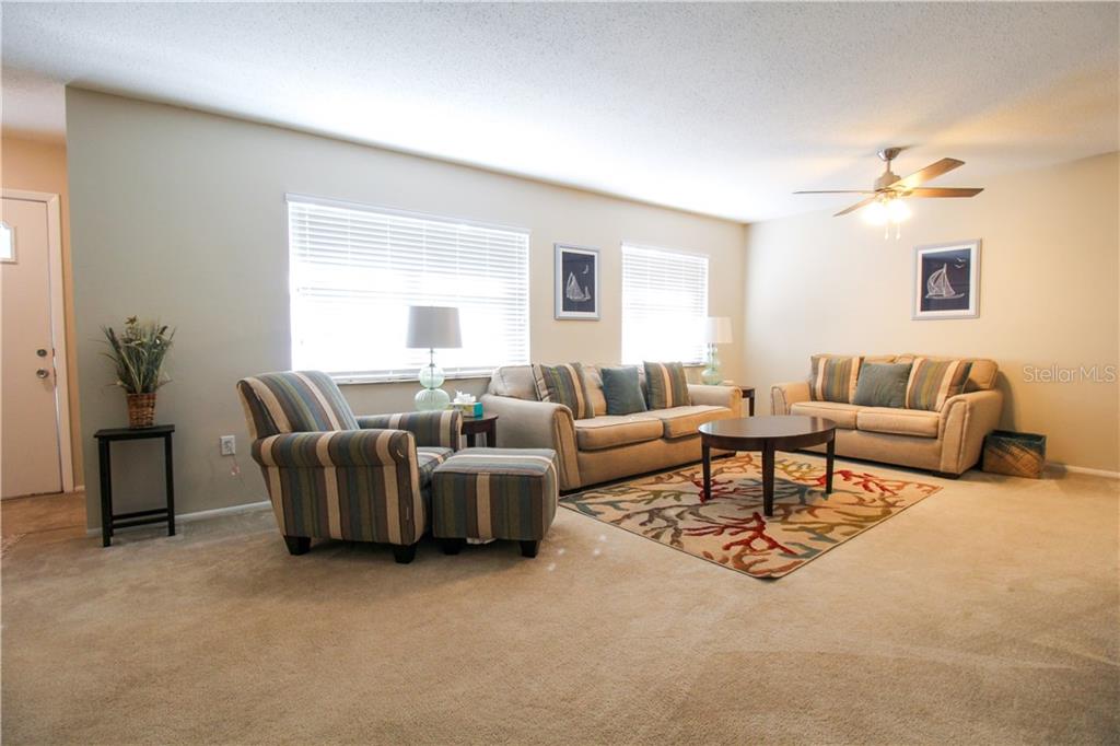 2806 TAUNTON DR W — photo 5